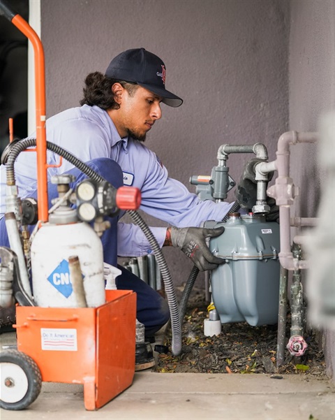 Long Beach Utilities Worker at gas meter